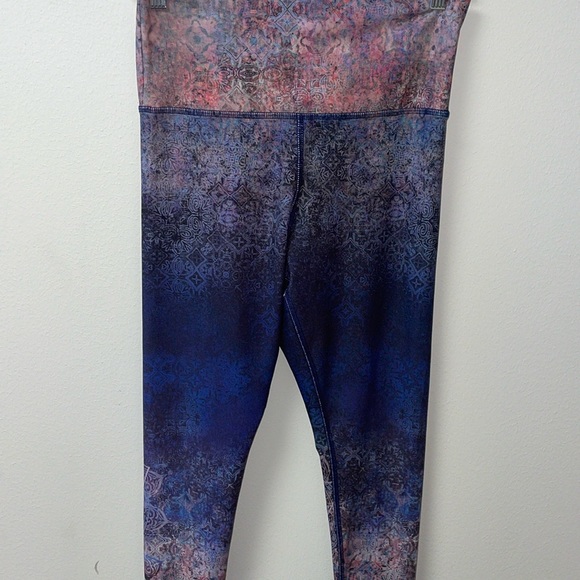 Evolution Creation EVCR Leggings Womens Medium Yoga Buddha Stretch Pants - Picture 1 of 9